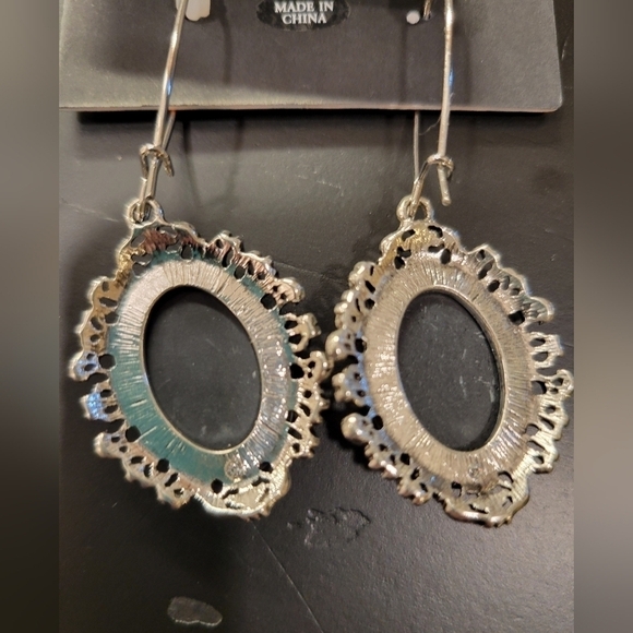 Skull Cameo Fish Hook Earrings - Picture 4 of 4
